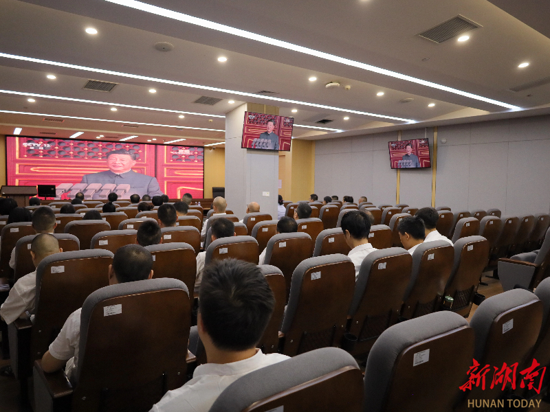 集中观看九三阅兵后，益阳市公共资源交易中心的干部职工们这样说……