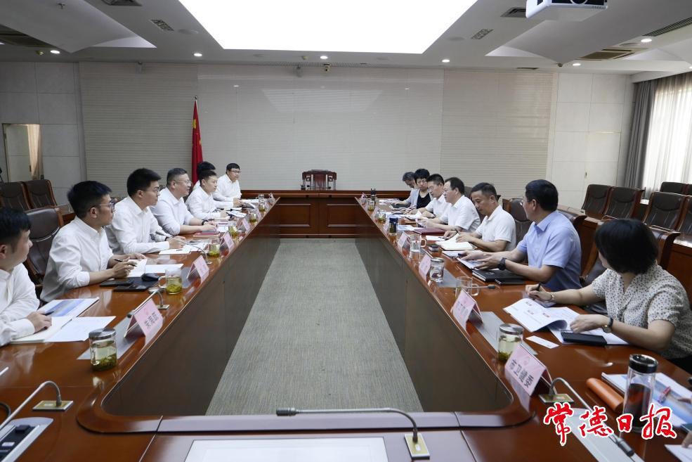 周振宇會(huì)見華為公司湖南總經(jīng)理詹德生一行