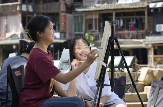 Breathing New Life into Ancient Dong Village