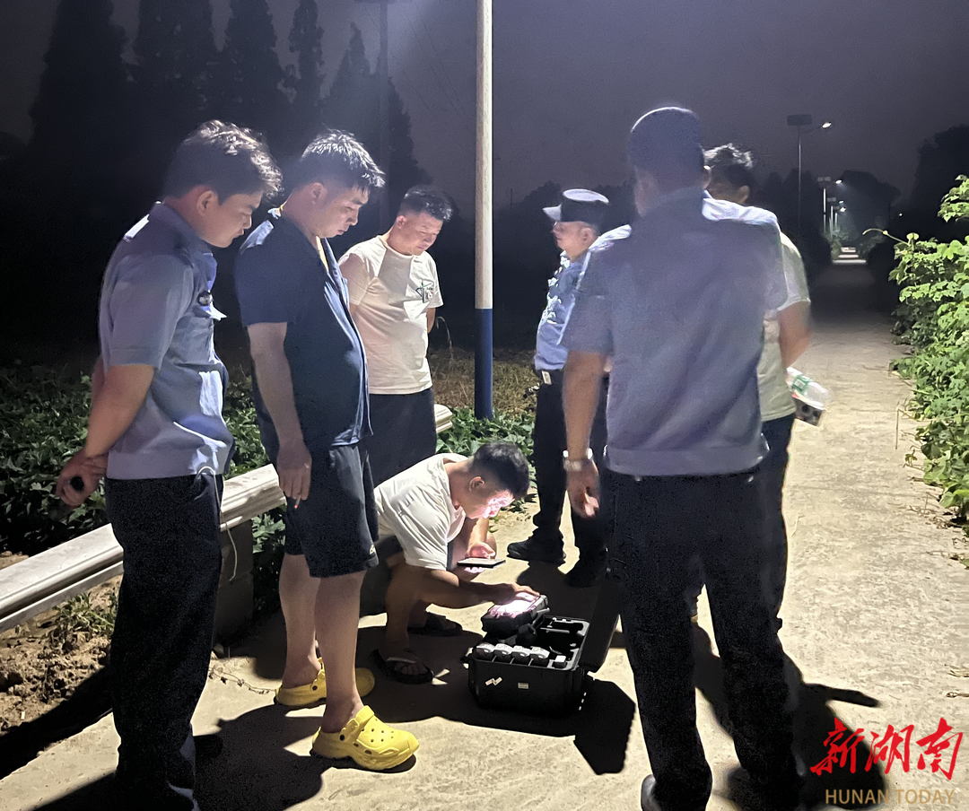 桃江警民联手，热成像无人机助八旬老人深夜找到“心头肉”