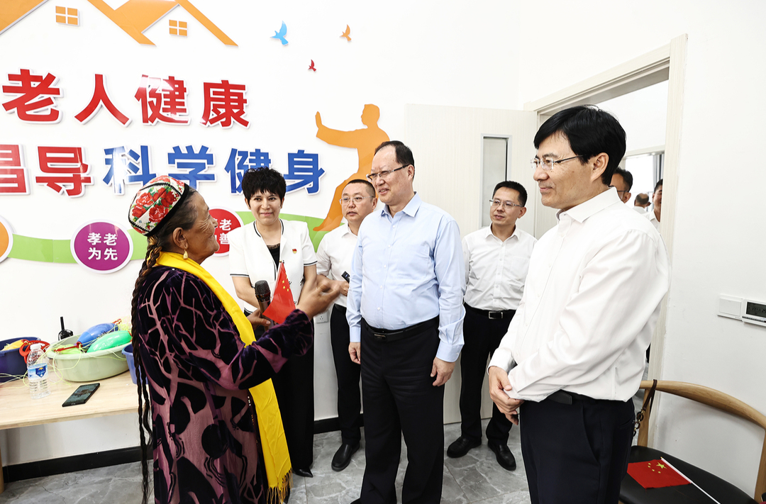 毛偉明率湖南省黨政代表團赴新疆考察對口援疆工作