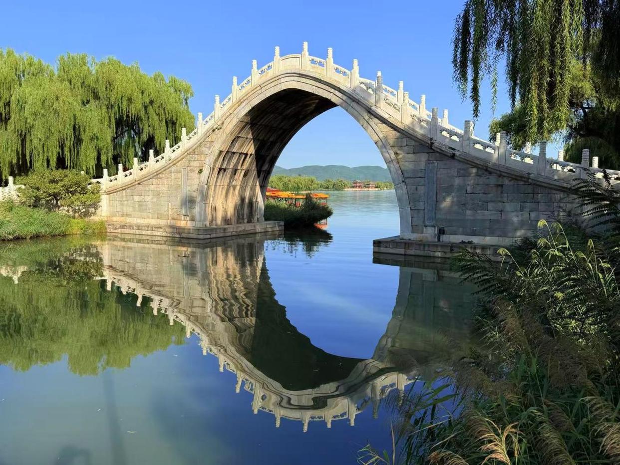 又遇“周末蓝”！京城好天气“喊”您出门赏景放松