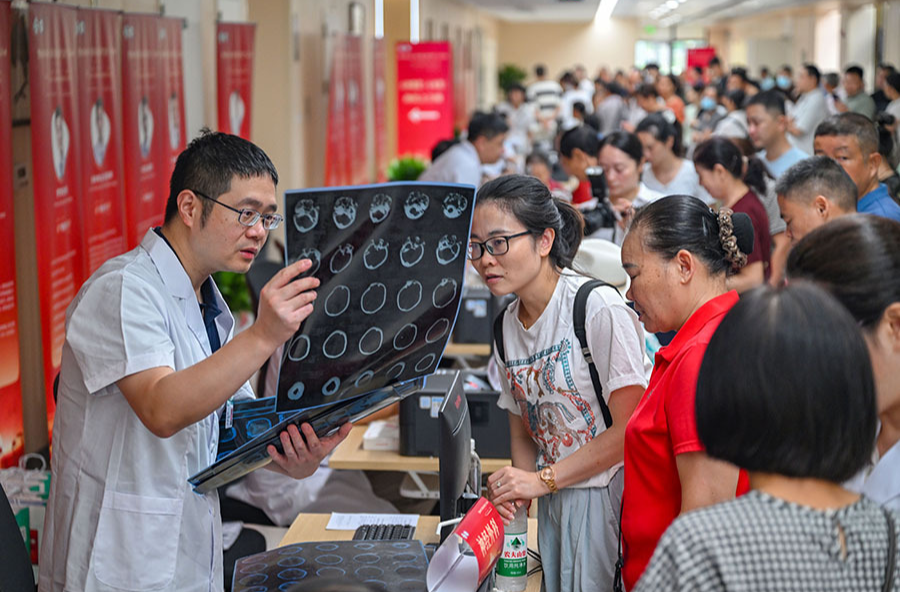 长沙市肿瘤医院正式揭牌启用
