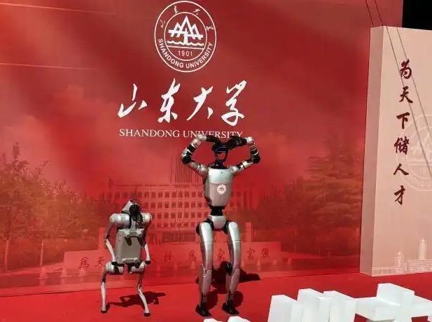 學(xué)校迎新炫出高科技 如何為青少年種下一顆科學(xué)的種子？