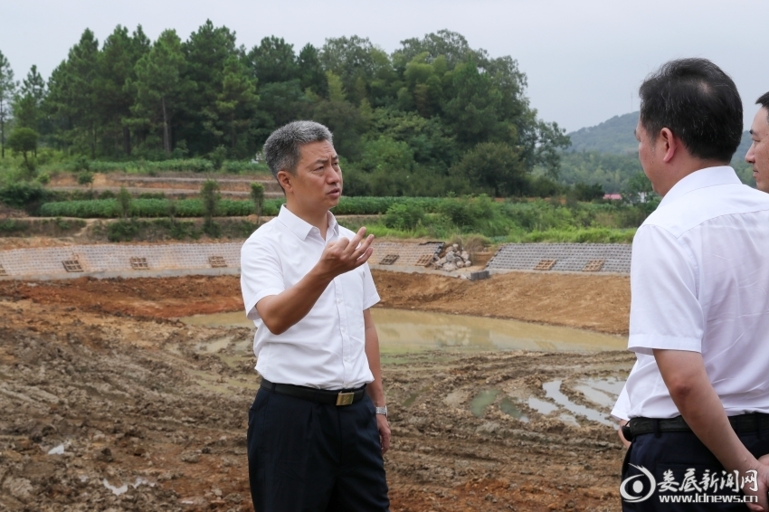 曾超群在雙峰縣調(diào)研：堅持源頭治理標本兼治 推動實現(xiàn)綠色發(fā)展