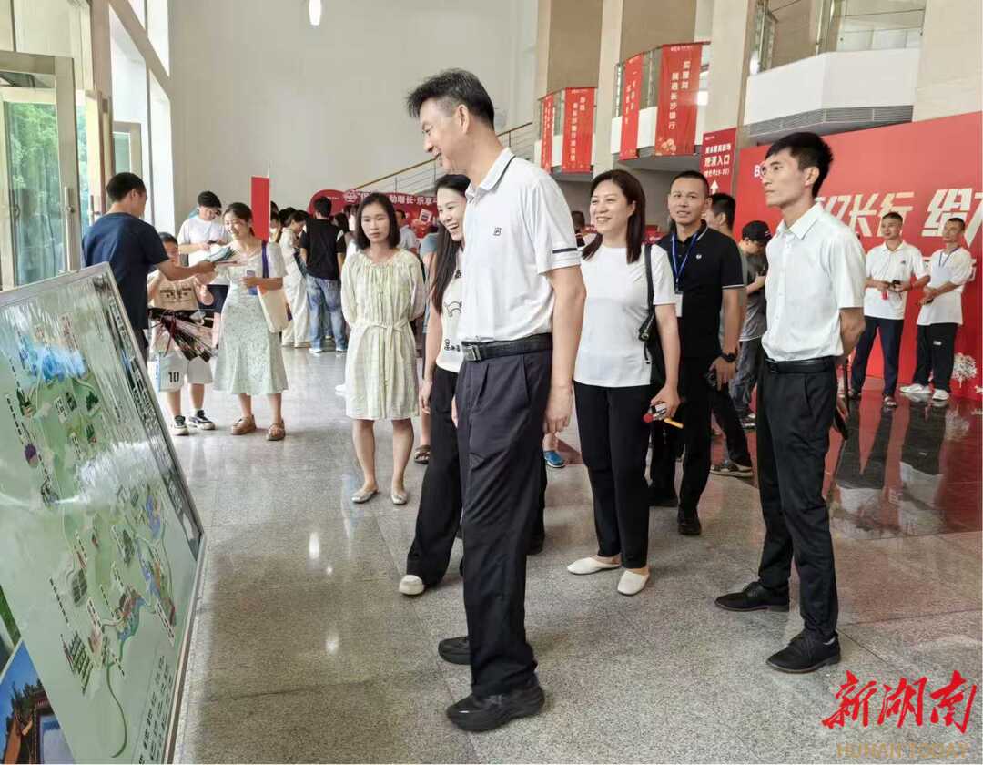 蒸湘區(qū)：“非遺”集市登場(chǎng)，教師周末樂享文化盛宴