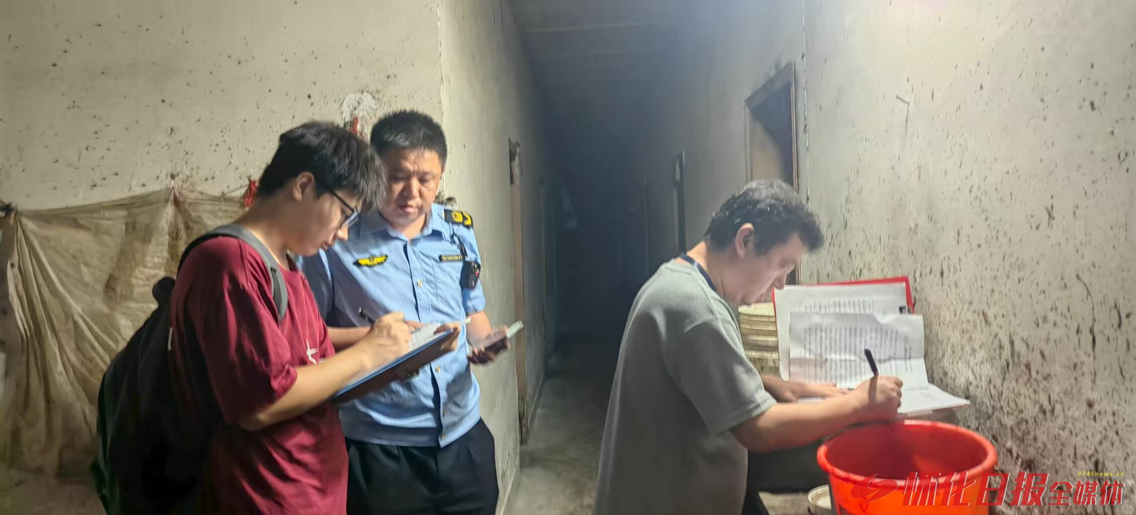 鶴城區(qū)雷霆出擊，成功端掉隱蔽私屠濫宰窩點