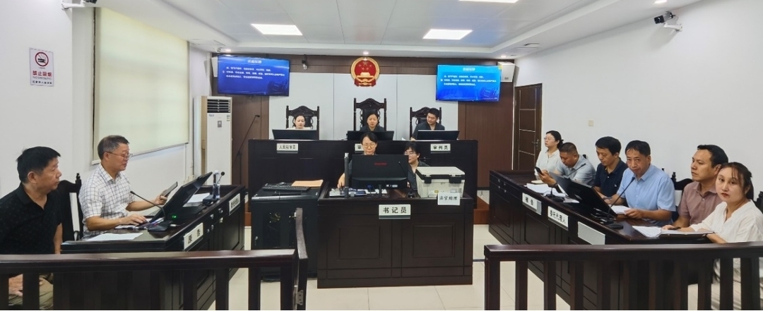 平江縣：告官能見(jiàn)官，出庭又出聲