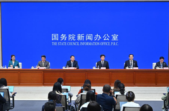 China Firmly Upholds Red Line for Farmland Protection
