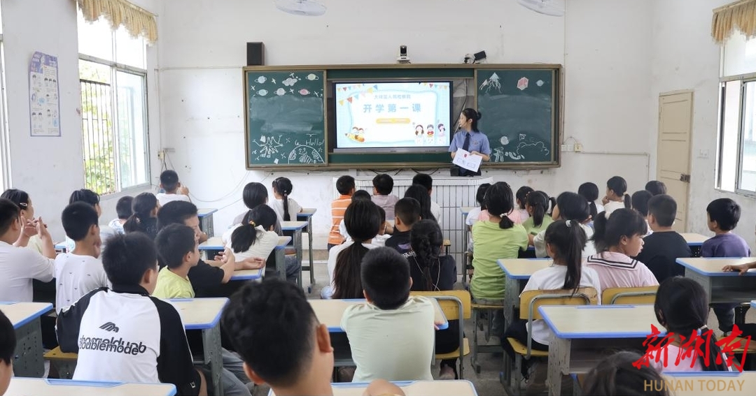 檢察官進校園，為“開學第一課”注入法治力量