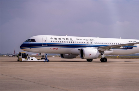 Homegrown C919 Aircraft Makes Its Debut Flight on Changsha-Beijing Route