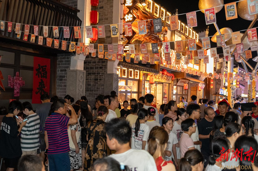 跟著“湘超”潮玩嗨購③｜蘇州灣老街：文化與美食的碰撞 激情與魅力的交響