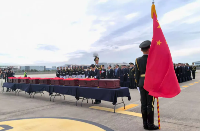 第十二批在韩中国人民志愿军烈士遗骸迎回仪式在沈阳举行