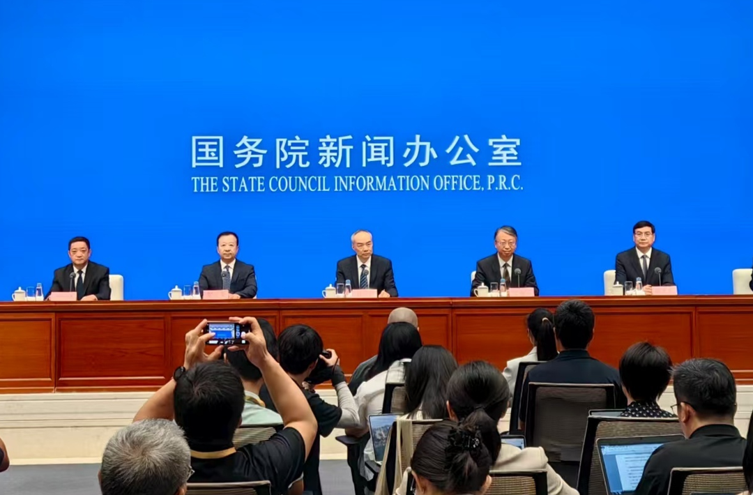 中央政法委：正在起草新一轮法治中国建设规划