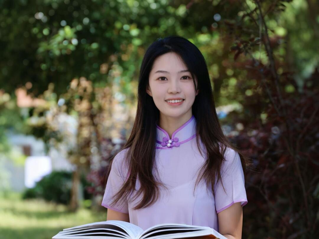 無悔付出青春，綻放灼灼芳華