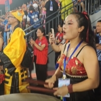 “湘超”湘西主場燃炸了，湘西球迷熱情似火！