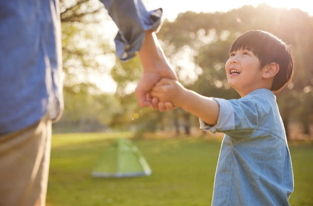多帶孩子去這兩種場合，孩子的內(nèi)核越來越強大