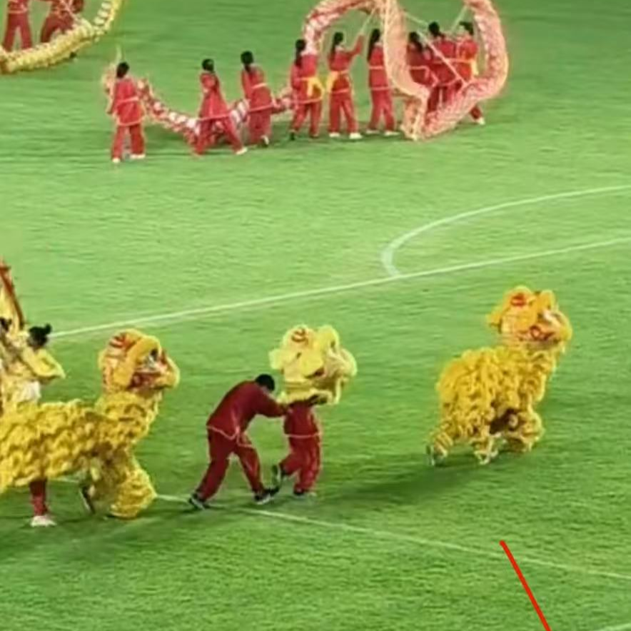 湘超开场秀，这只狮子怎么没“皮肤”
