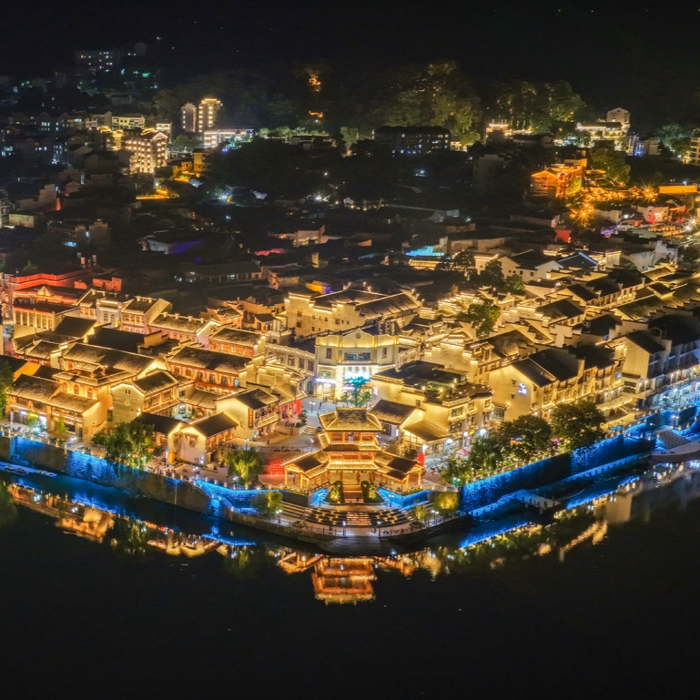 图集 | 在洪江古商城邂逅“灯火绘就的诗画中国”