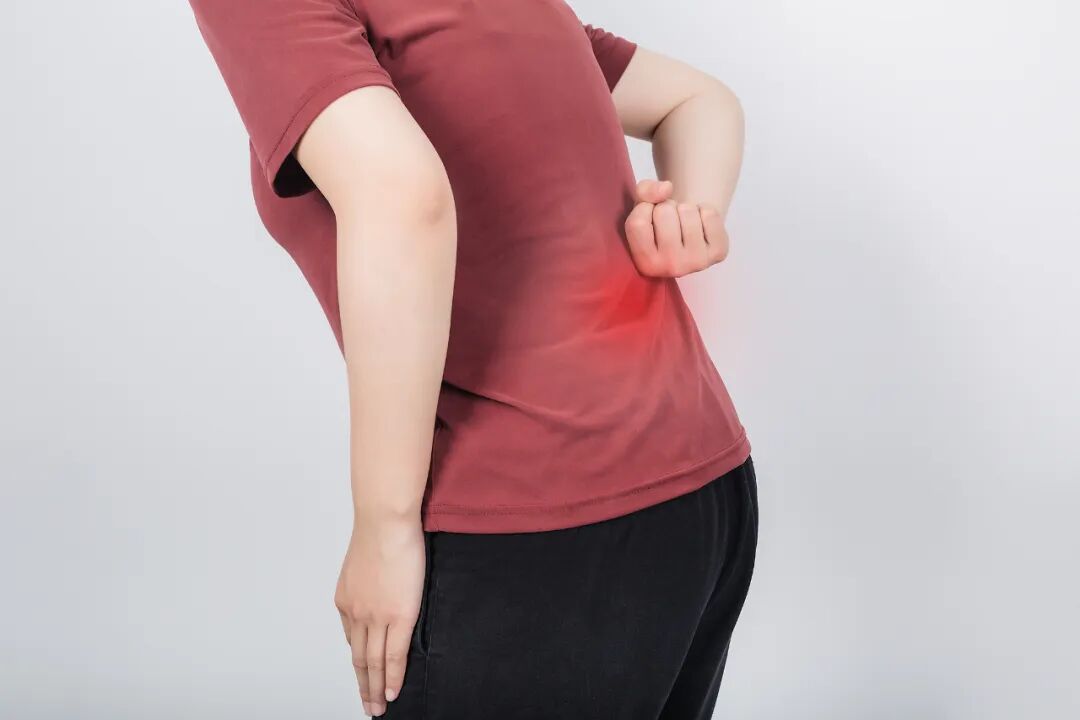 身体有这5种表现，说明你的骨头已经悄悄变脆了！（越早知道越好）