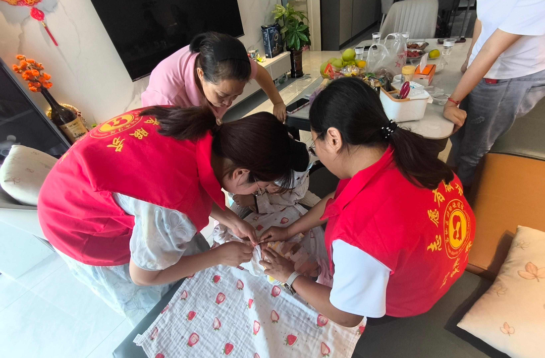 守护母婴健康，服务延伸至“家门口”——郴州市苏仙区许家洞镇荷叶坪卫生院开展产后访视活动