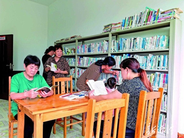 书香溢乡村 湘潭市社科联“三个一”行动激活农家书屋