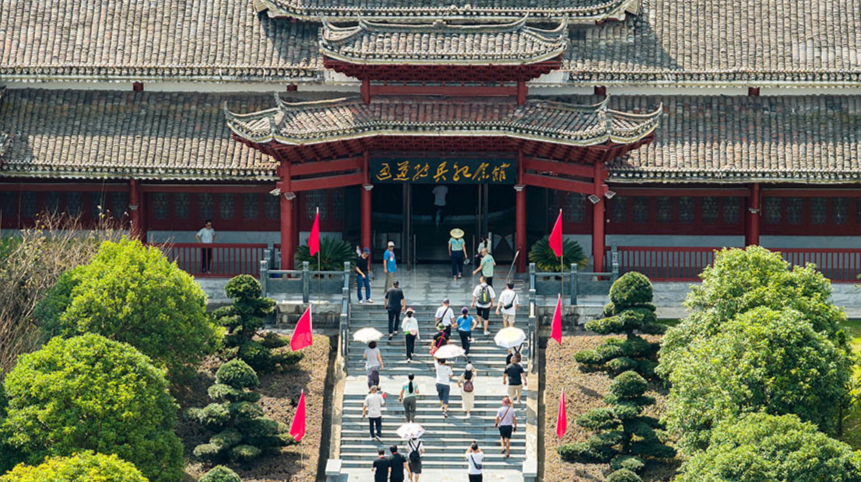 红色旅游持续升温