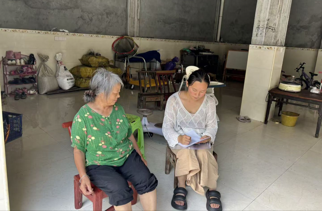 龙山雨花幼儿园开展全园家访活动，筑牢家园共育防线