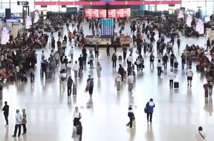 出行旅客请注意！国庆中秋假期首日车票今起发售