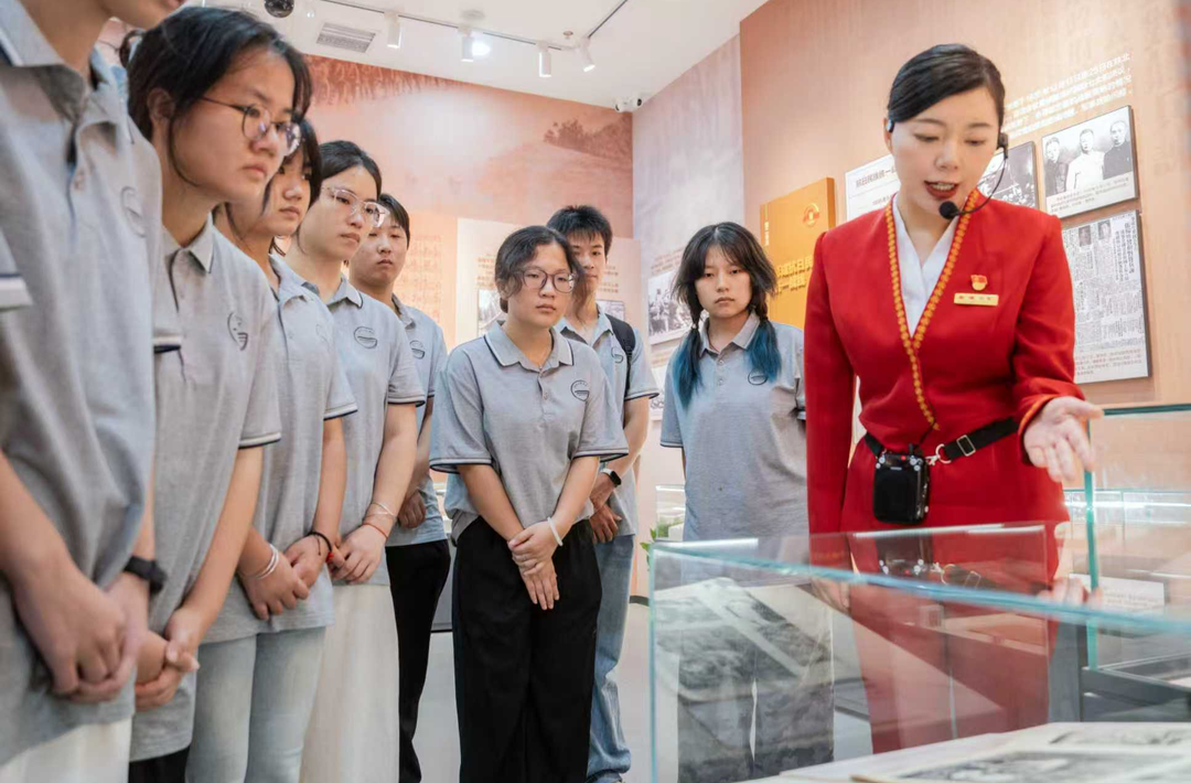 80件（套）抗战文物见证血性抗争，“文物里的抗战故事”主题展开展