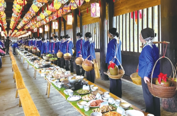 千年风华邂逅市井烟火 第四届湖南非遗展示活动“闯入”怀化街头