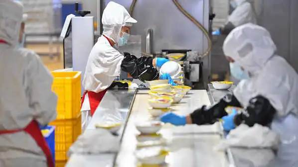 调查显示5成受访者不接受预制菜，专家称中央厨房对食品安全保障非常有效