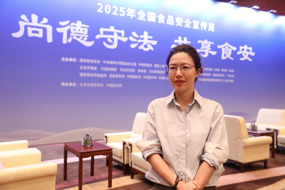 塔斯汀：以“手擀现烤”筑食安防线，用中国汉堡传递放心温度​