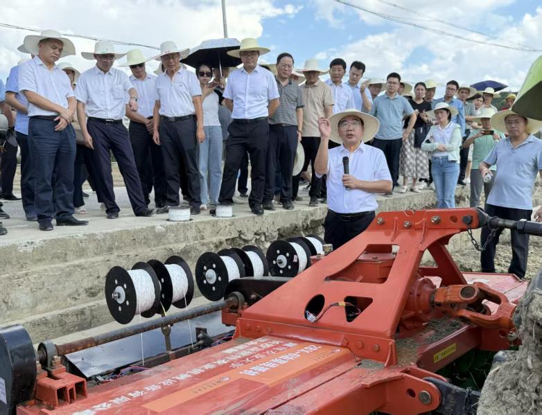 湖南农业大学助力油菜秋冬生产