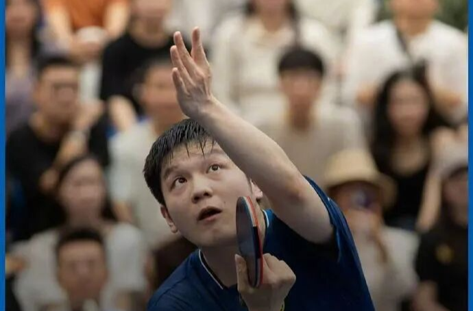 周末·文体丨樊振东德国杯首秀3比0光速取胜，网友：这夜没白熬！