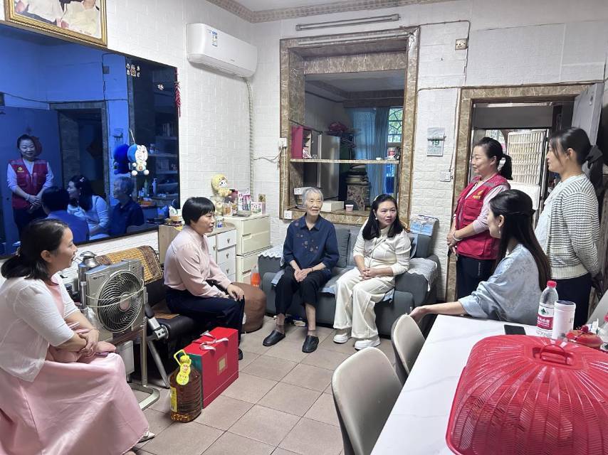 长沙咸嘉湖街道“敬老月”暨社区邻里节活动圆满举行