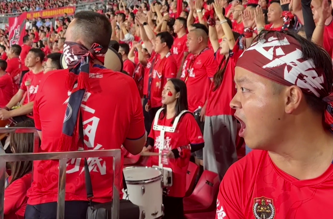 疯狂的“湘超”|“湘超”娄底热血球迷联盟应援