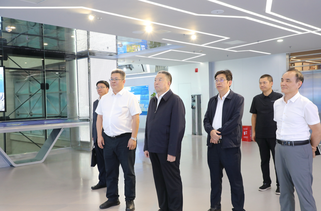 毛万春在湖南钢铁集团调研 大力实施“人才强企”战略 为打造国家先进制造业高地提供坚实支撑