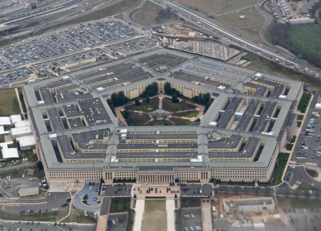 美国军火库存快速下降，部分暂停对欧军售