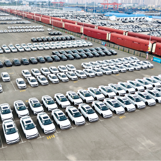 火车能托运私家车？快打开12306！