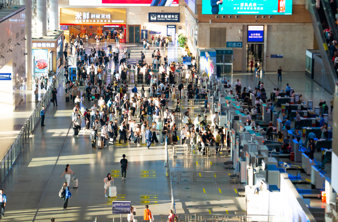 台风“桦加沙”强度减弱，25日多趟列车将恢复开行