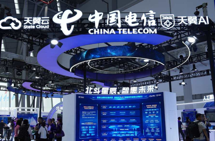 从“技术突破”向“产业赋能”跃升 中国电信5G+北斗融合应用硬核亮相北斗峰会