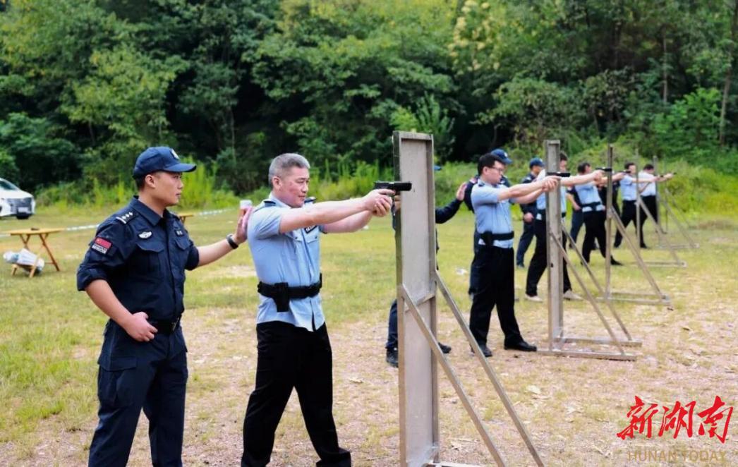 强技能 保平安——邵阳县公安局组织开展实弹射击训练