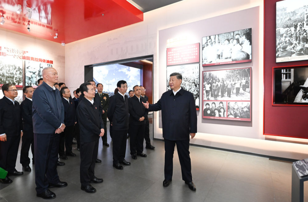 学习新语｜跟着总书记感受新疆70年的沧桑巨变