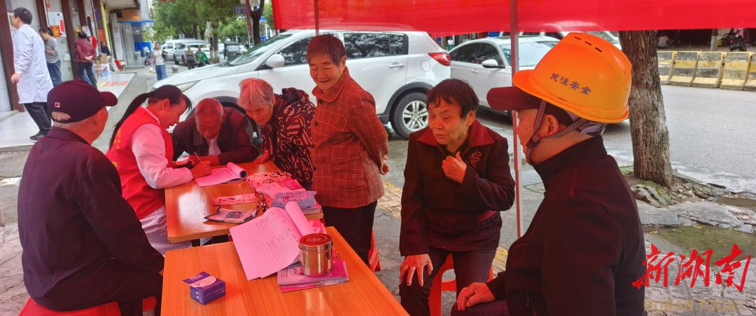 爱我邵东 医心向廉|邵东市妇幼保健计划生育服务中心主题义诊获好评