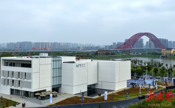 湖南日报深读｜解码株洲N+T艺术馆——当鹤舞遇见钢火，制造名城的融合新生