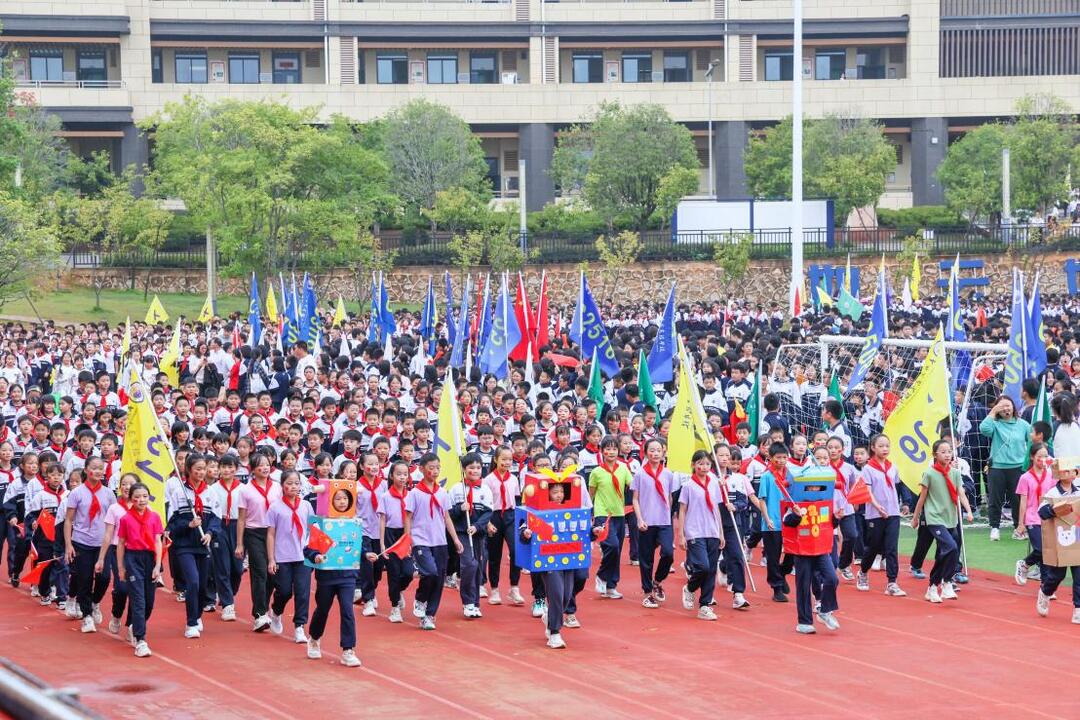 燃动青春！长郡云龙实验学校第六届体育文化节暨田径运动会开幕