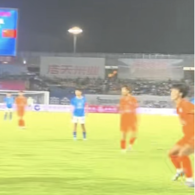 湘超株洲队客战邵阳 目前株洲1:0邵阳