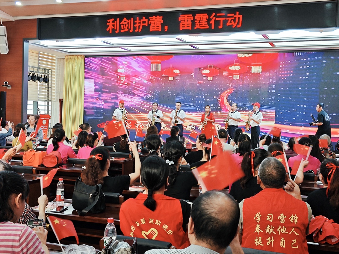 文化惠民演出、结对共建、表彰……青园街道“双节”同庆暖意浓
