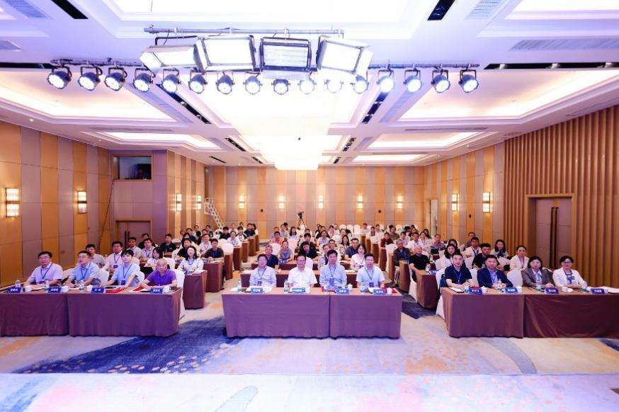 首届低空应用类专业、微专业教学与教材建设学术交流会在长沙举办